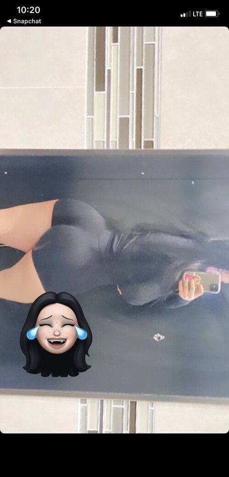 Haleyszklarz onlyfans leaked.