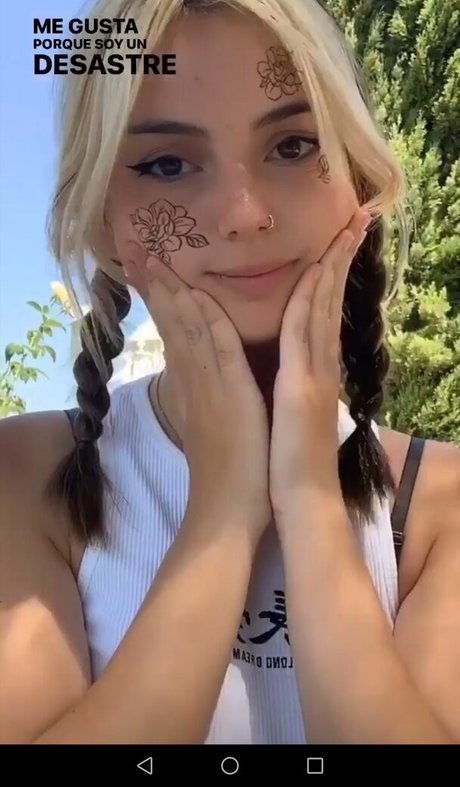 _carlaperezz onlyfans leaked photos