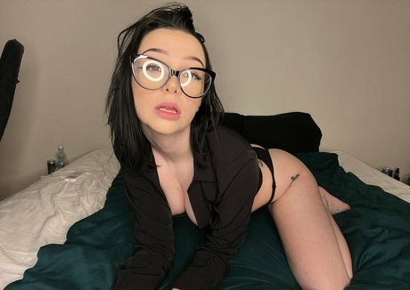 viiviperkelexoxo onlyfans model