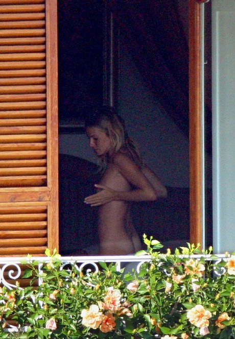 Sienna Miller onlyfans naked