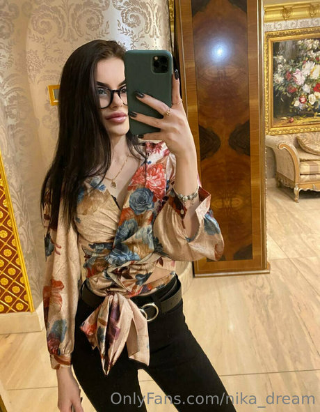 nika dream onlyfans ass