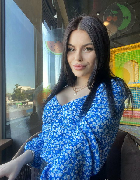 nika dream is on onlyfans