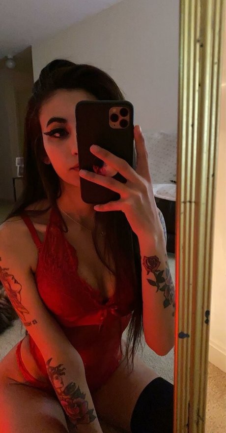 xrucial nude only fans leaks