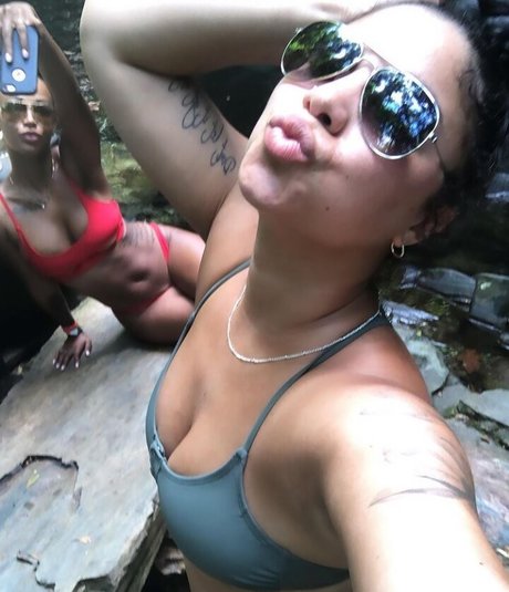 celmynam3 onlyfans leaked tits