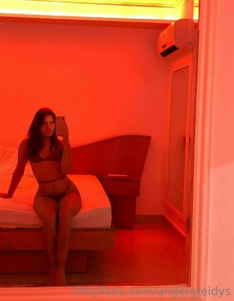 littleangel36 desnuda onlyfans