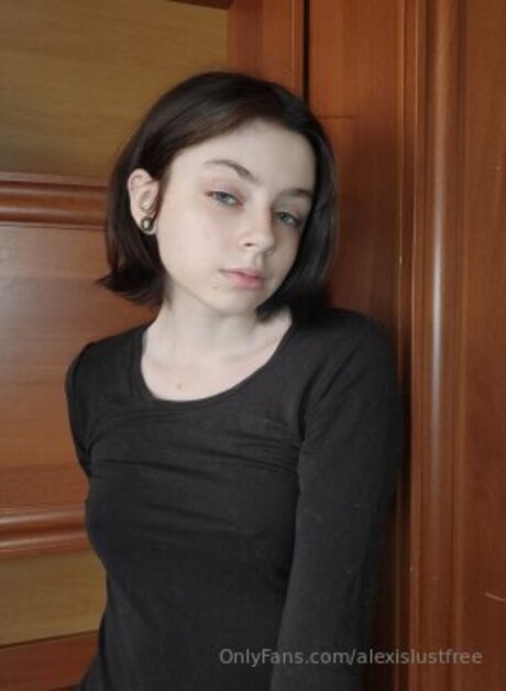 alexislustfree onlyfans free