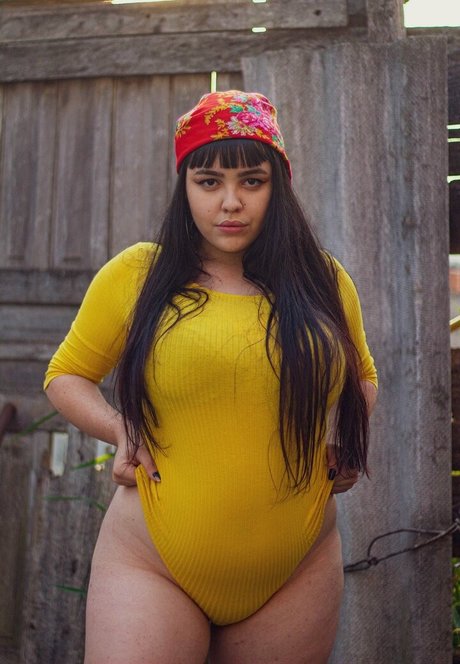 Yasmin Devonne onlyfans leake