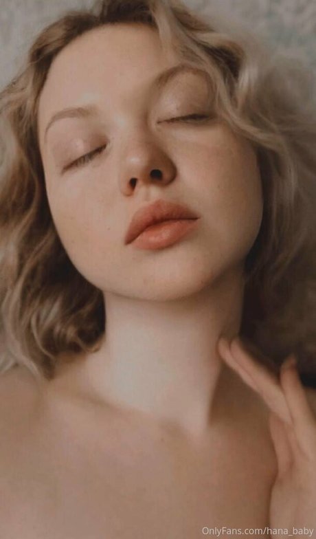 hannahsexxyvip onlyfans model