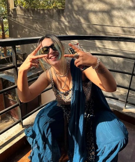 anxious sifigshid onlyfans content