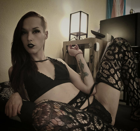 MissRedline onlyfans leaks nudes