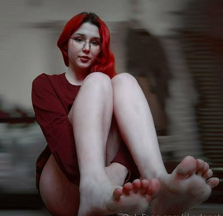 skarleeet onlyfans naked