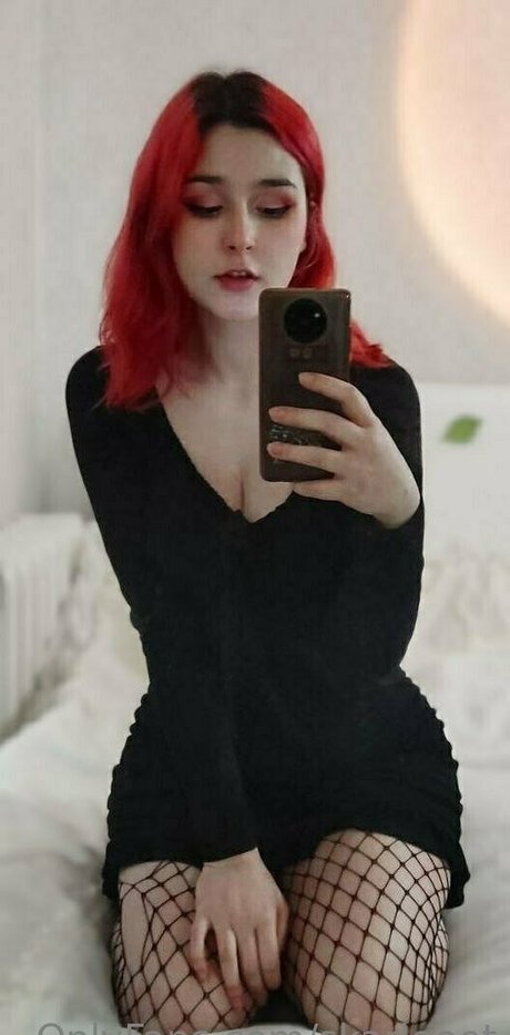 skarleeet onlyfans content leaked