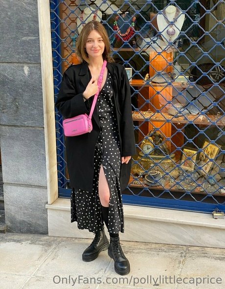 pollylittlecaprice onlyfans leaked naked