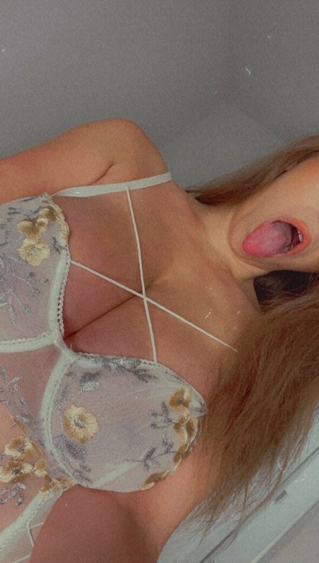 madisonc1997 onlyfans leaked pictures