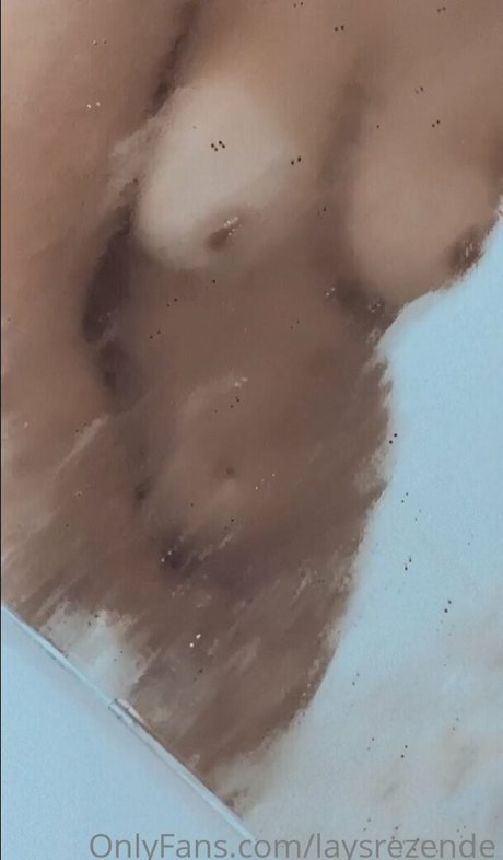 laysrezende only fans nude