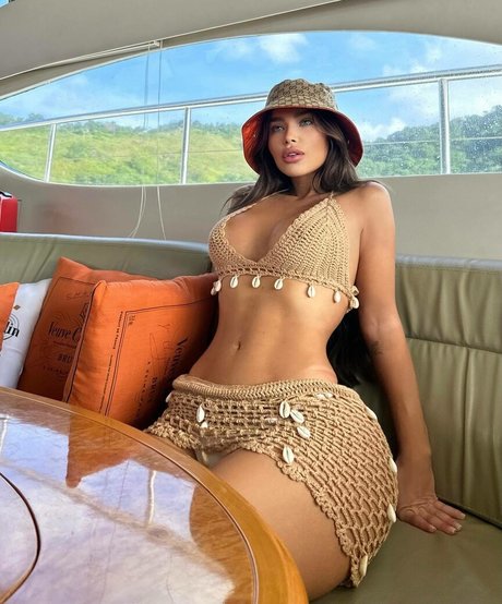 naked asian onlyfans free frame