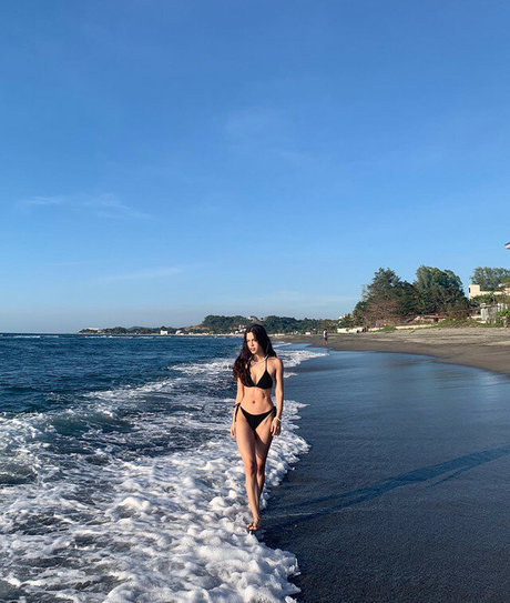 leather leggings onlyfans hot porn picture