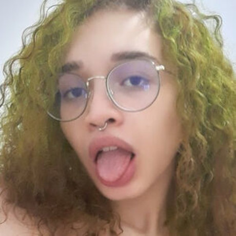 LemonQueendom onlyfans lesk