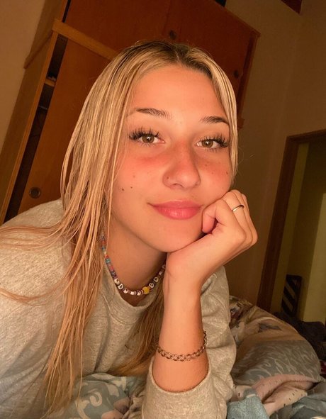 Yami Sanchez onlyfans post