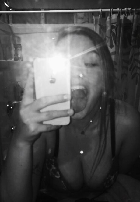 shayleahhxoxo naked leaked onlyfans