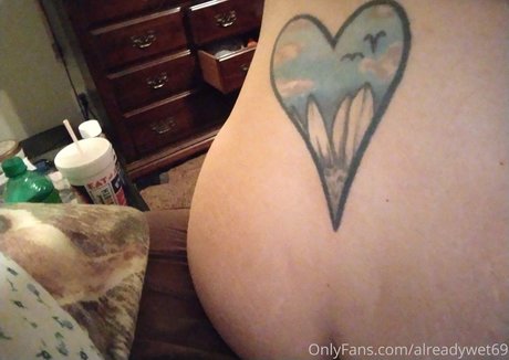 alreadywet69 nude onlyfans leaked