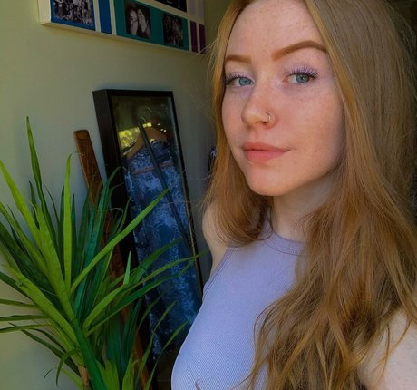 Little miss red onlyfans leak ass