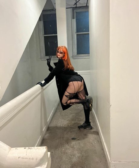 Tati Bruening pics onlyfans