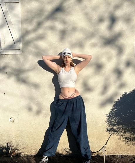 outside onlyfans sexy scene