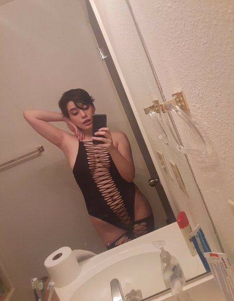 pink kunt nude on onlyfans