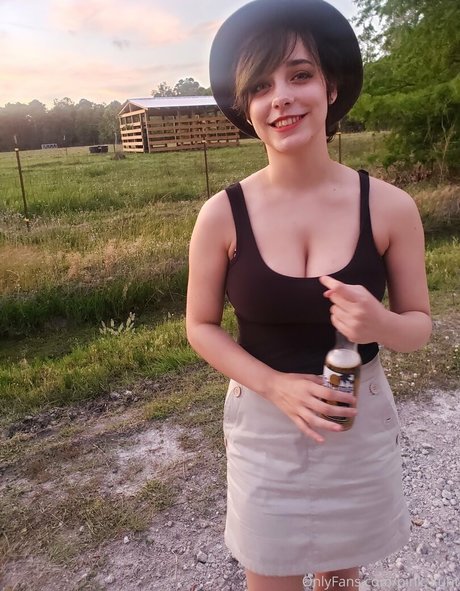 pink kunt onlyfans nude leak