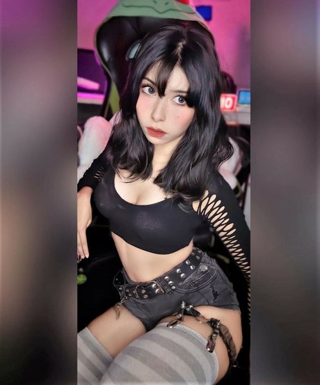 Lilywaifu only fans nude