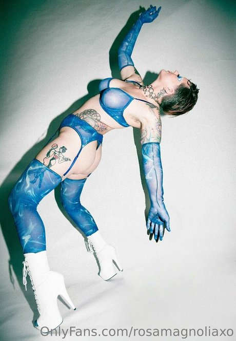 rosamagnoliaxo leaked onlyfans free