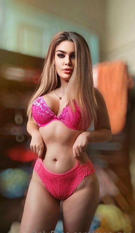 mee zee onlyfans leaked pictures