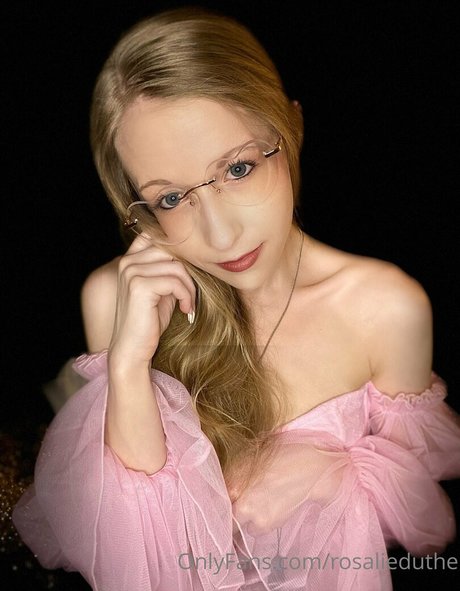 rosalieduthe onlyfans leams