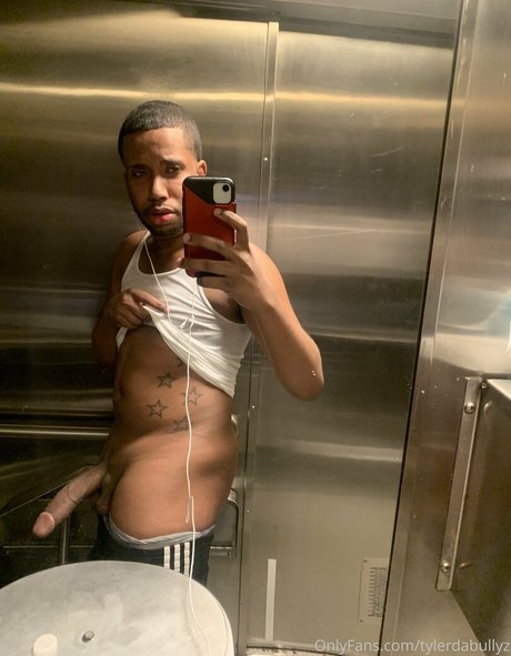 tylerbandsome onlyfans full