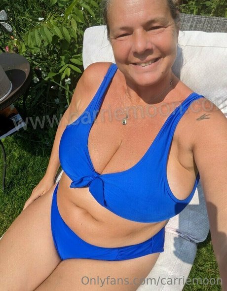 carriemoon Profile pic