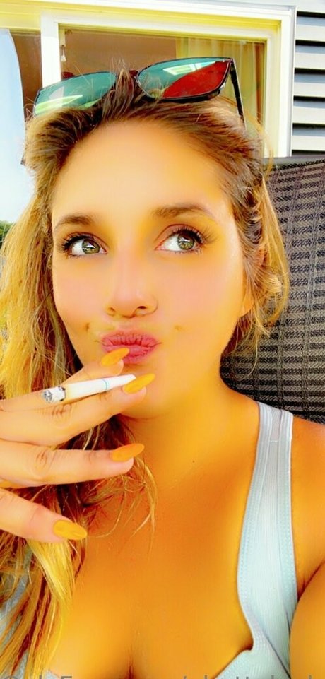 ghettolaylacinderella onlyfans naked