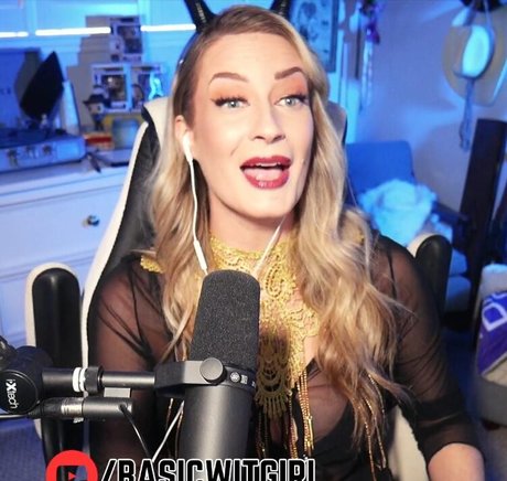 BasicWitGirl new onlyfans