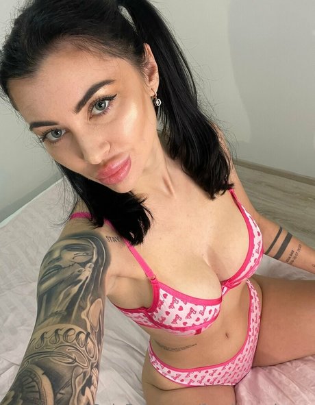 feralmaryberry onlyfans naked