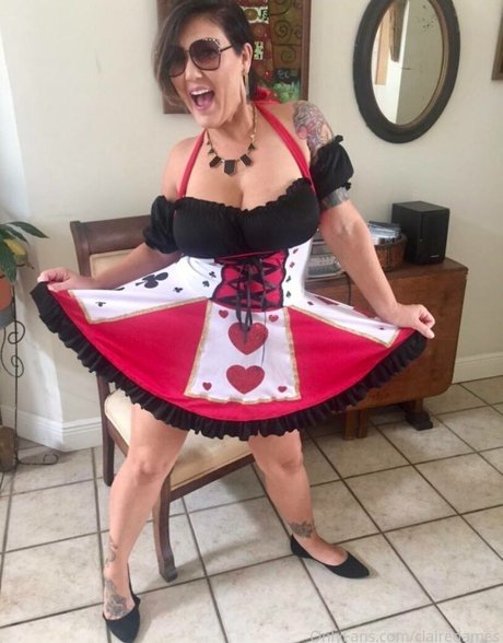 Claire Dames onlyfans photos