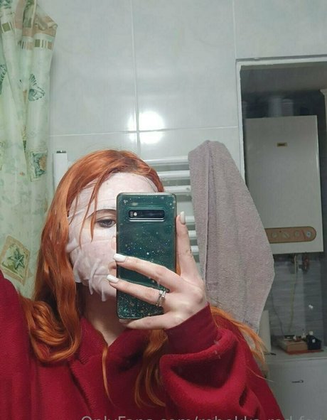 rebekka red fox Profile pic