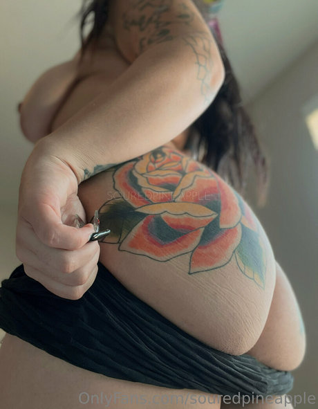 Souredpineapple onlyfans naked