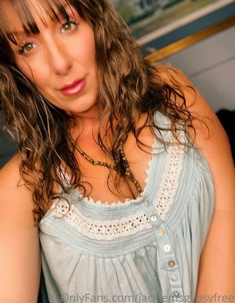 jackiemsgypsyfree porn onlyfans