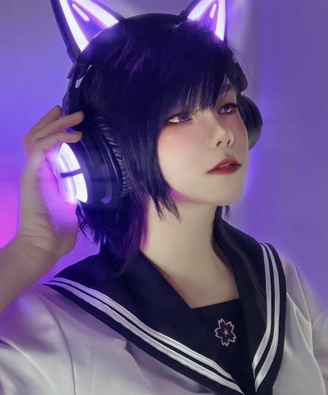 Aveline Tetsuya onlyfans post