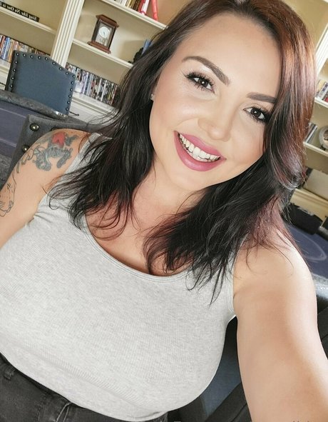 big nipples onlyfans nude self-portrait