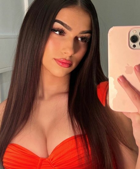 Julia Merekoulias onlyfans leak nudes