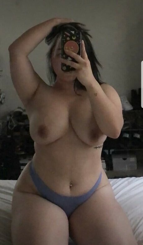 Valentine Thao porn onlyfans