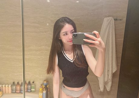 Chantalebelle nude only fans