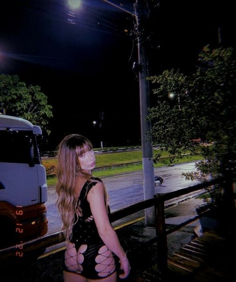 Lavinia Britto onlyfans ass