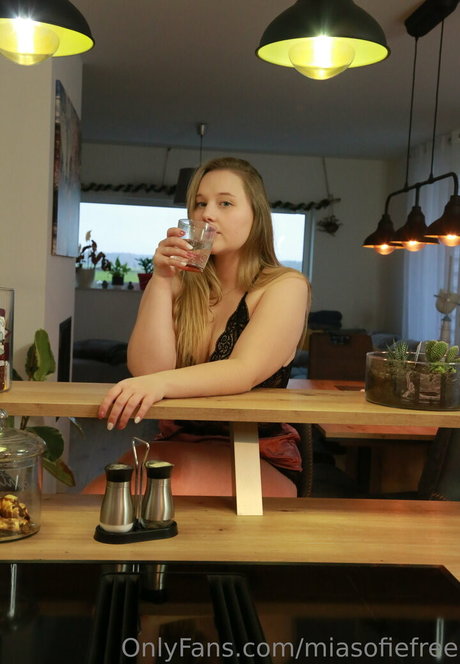 miasofiefree onlyfans porn